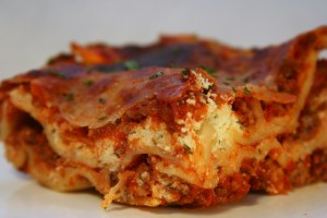 Haragi eta barazki lasagna